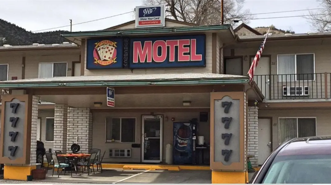 Four Sevens Motel